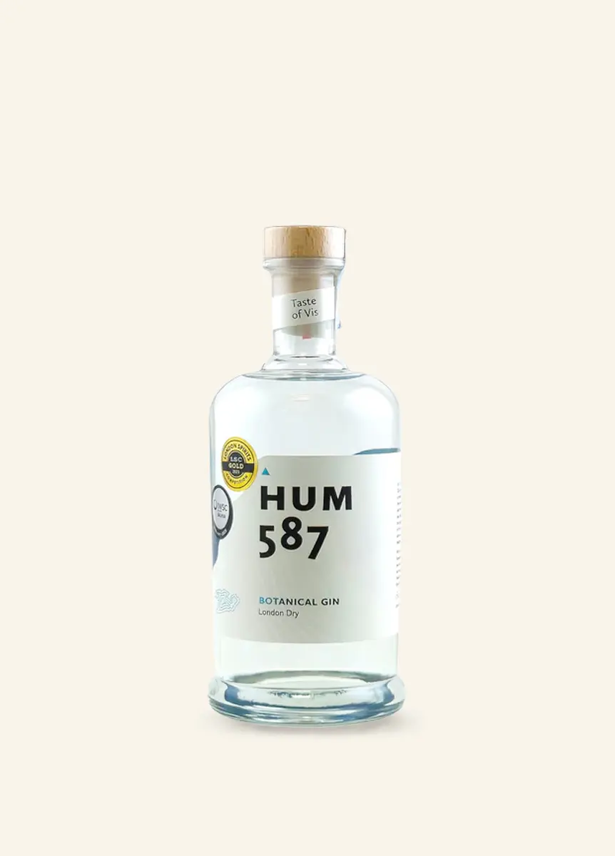 Hum 587 Botanical Gin